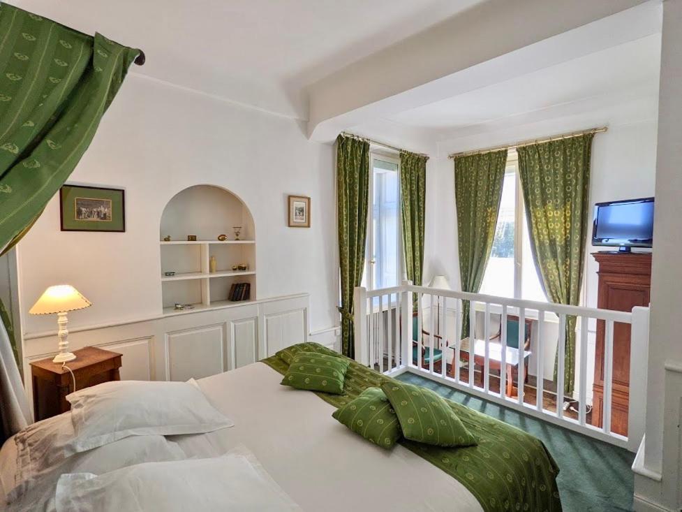 Chateau D'Urtubie Urrugne Bagian luar foto