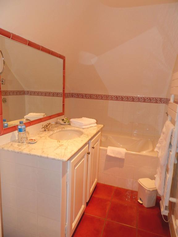 Chateau D'Urtubie Urrugne Bagian luar foto
